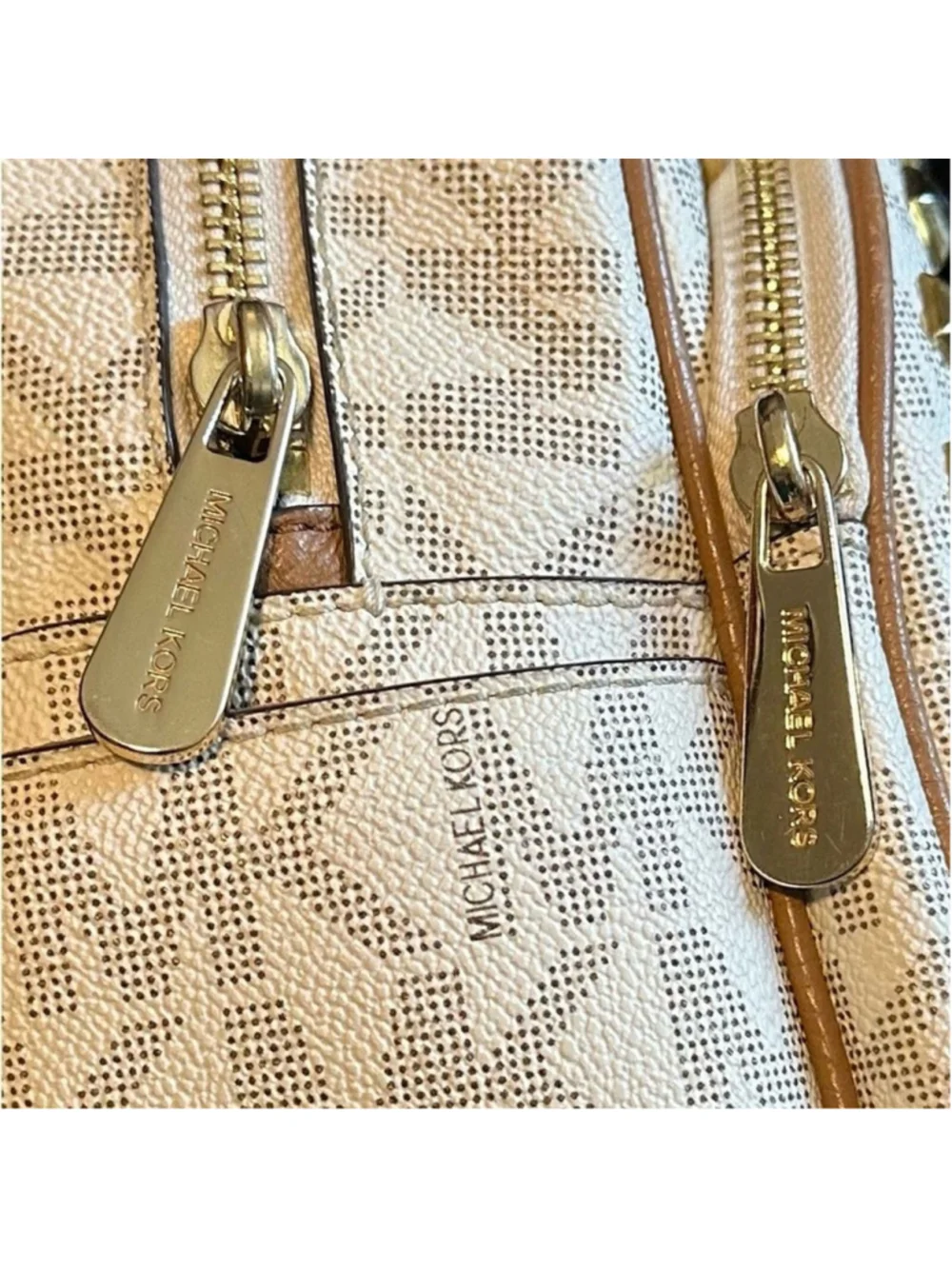 Michael Michael Kors Abbey Medium Studded Signature Backpack White/Acorn